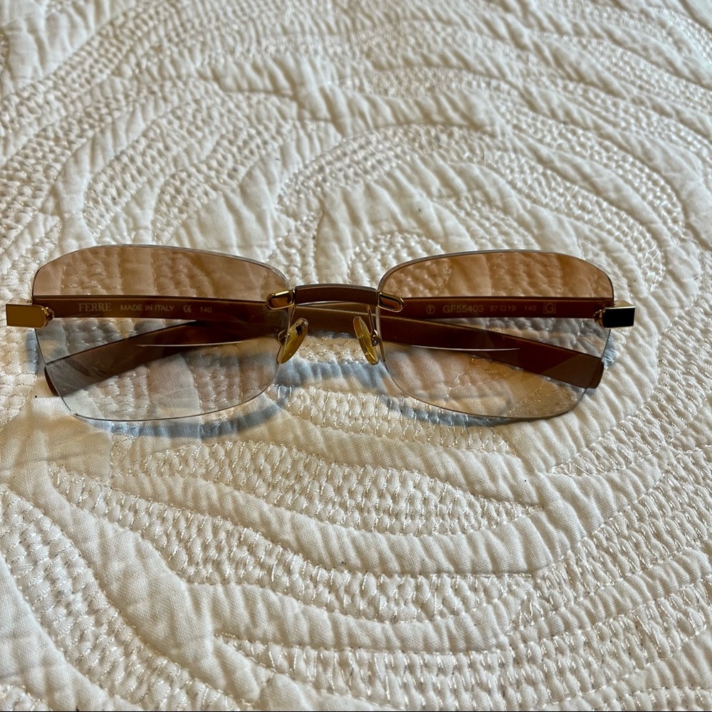VINTAGE GIANFRANCO FERRE BRONZE SUNGLASSES With CASE *please read*